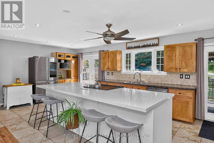 8231 56 County Road — photo 8 of 40