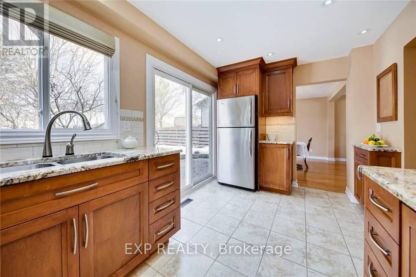113 Oren Boulevard — photo 4 of 12