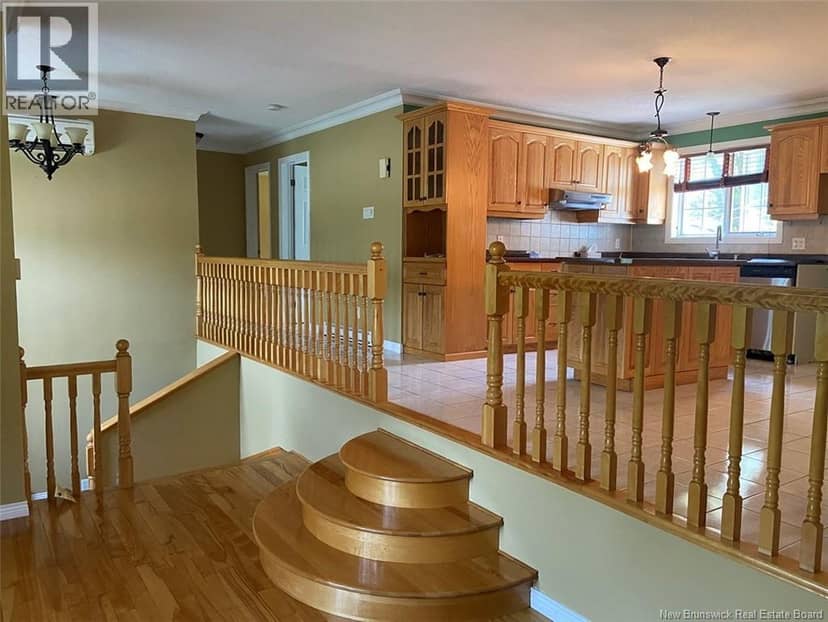 121 LeBlond Street — photo 4 of 40
