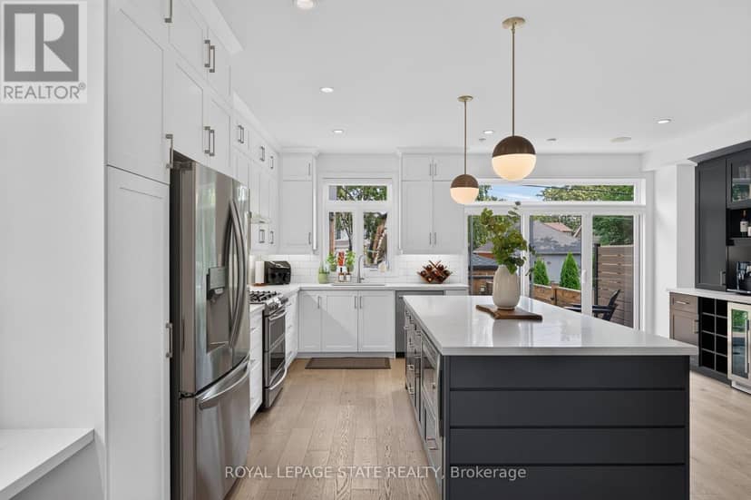 206 Canada Street — photo 14 of 40