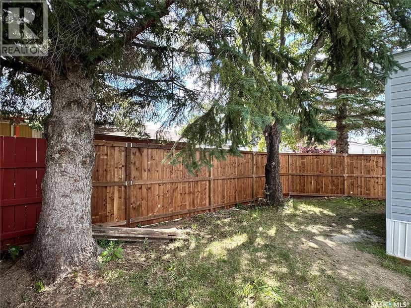 19 1035 Boychuk DRIVE — photo 39 of 40
