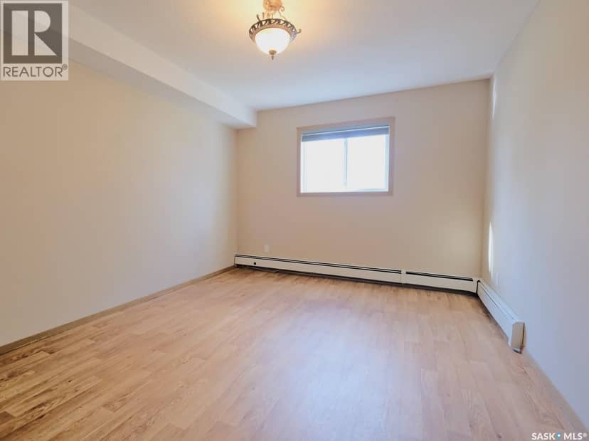 101 114 Third AVENUE E — photo 12 of 27