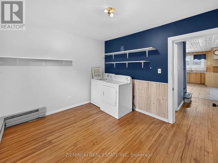 208 Marion Street — photo 13 of 40