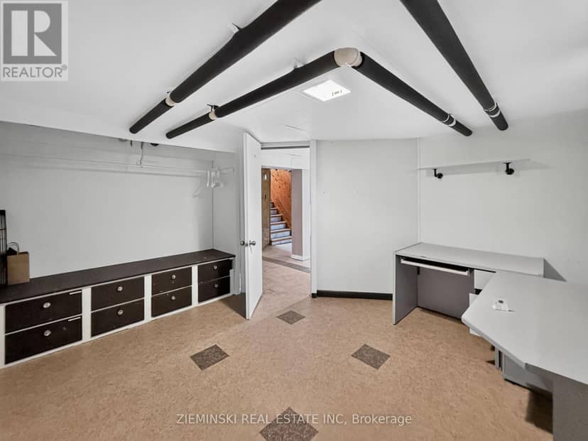 208 Marion Street — photo 31 of 40