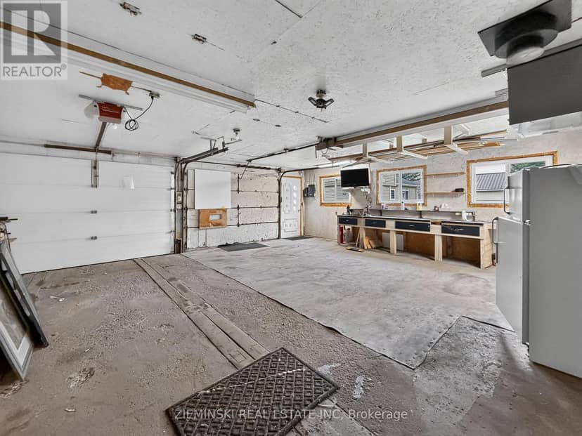 208 Marion Street — photo 38 of 40