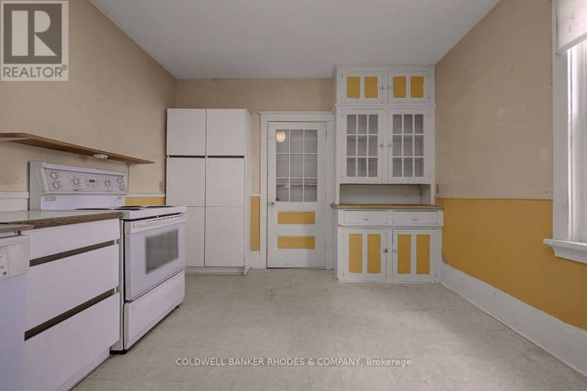 85 Richmond Road — photo 6 of 11