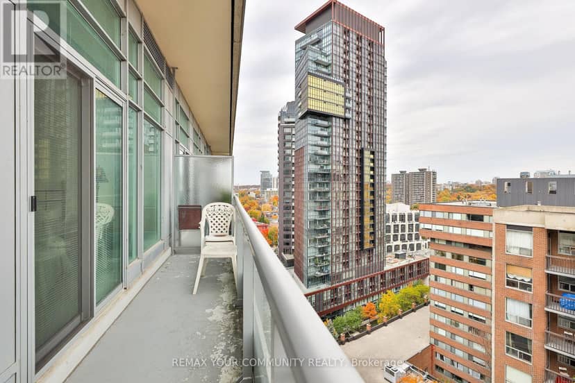 PH 201 - 8 Scollard Street — photo 21 of 33