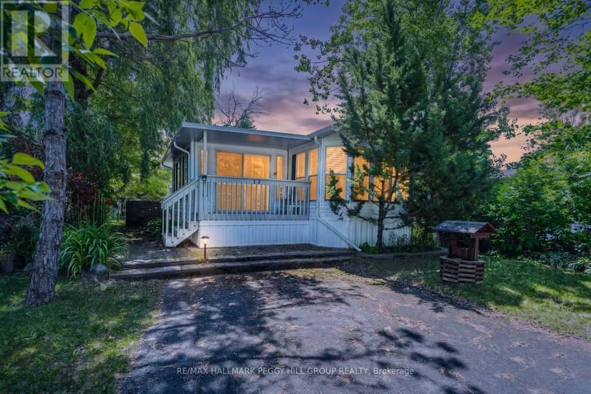 13 Huron Circle — photo 1 of 16