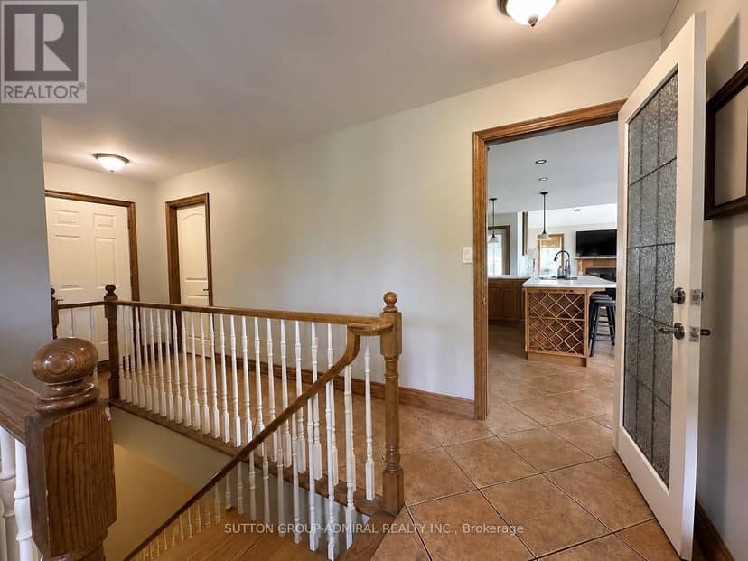 2700 Bridge Street — photo 34 of 40