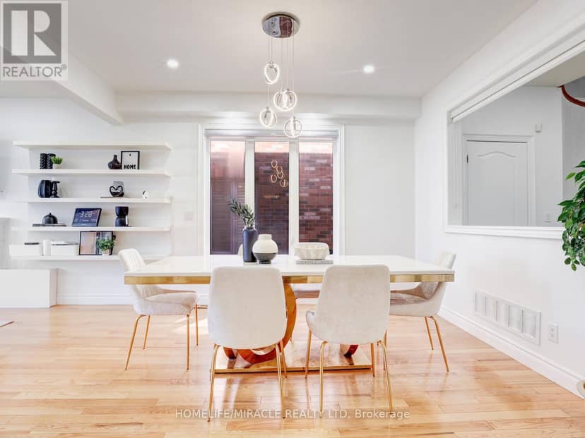 Listing 30118210 — photo 10 of 40