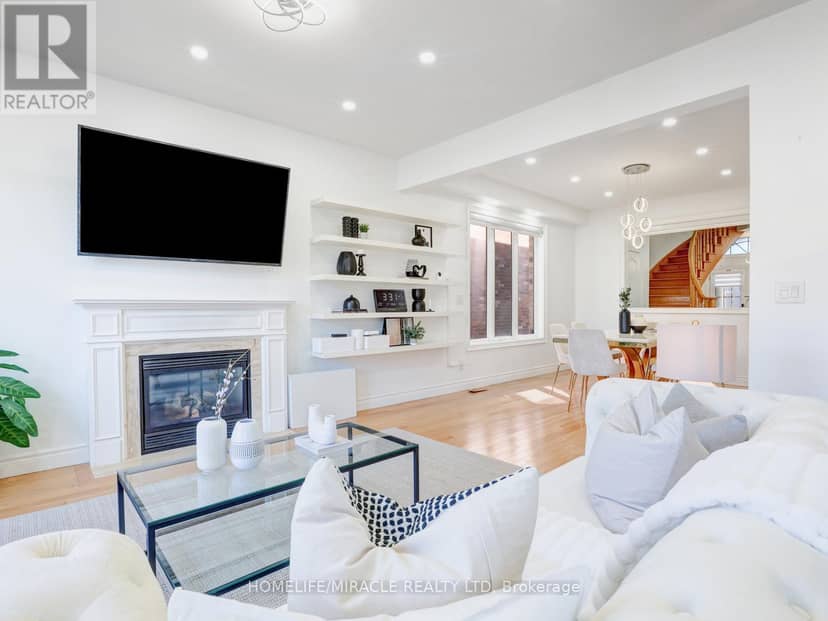 Listing 30118210 — photo 12 of 40