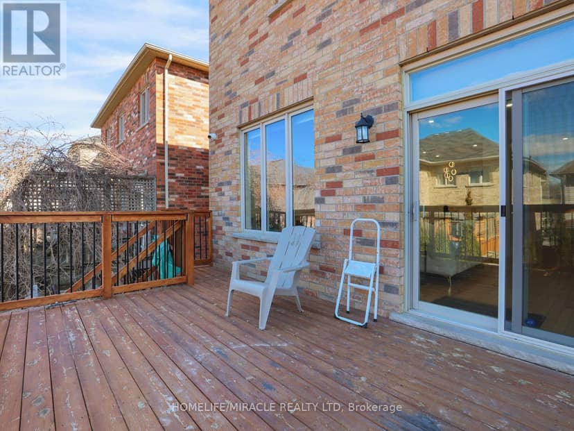 Listing 30118210 — photo 19 of 40