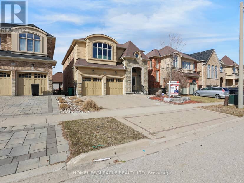 Listing 30118210 — photo 2 of 40
