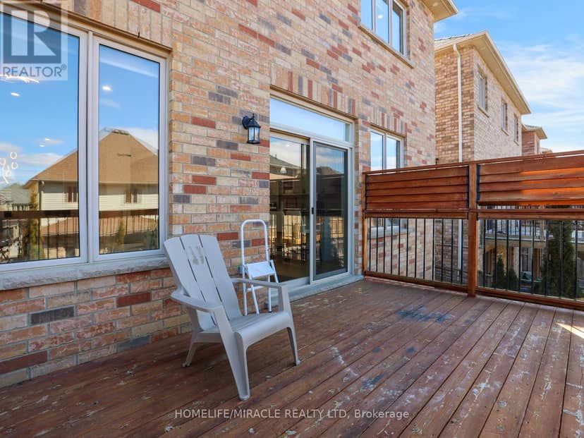 Listing 30118210 — photo 21 of 40