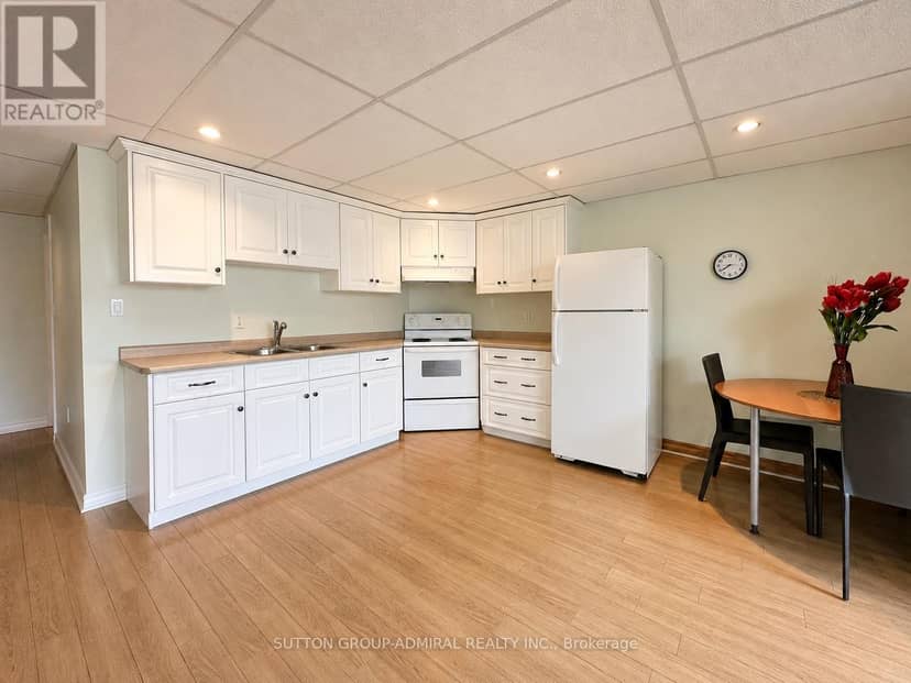 2700 Bridge Street — photo 40 of 40
