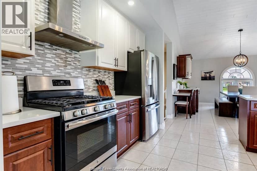 986 Porrone Drive — photo 13 of 40