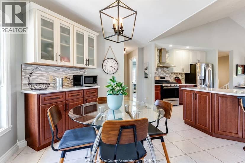 986 Porrone Drive — photo 15 of 40
