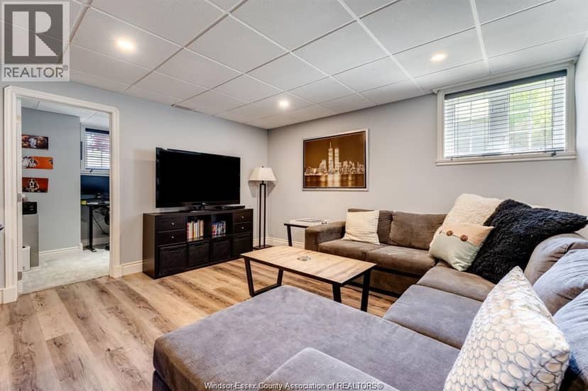 986 Porrone Drive — photo 37 of 40