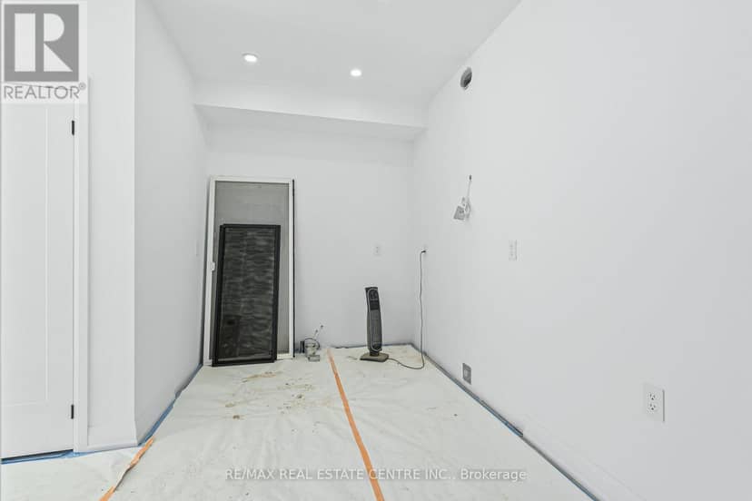 19 James Street — photo 10 of 40