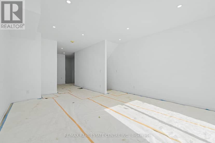 19 James Street — photo 16 of 40