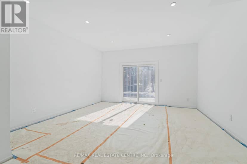 19 James Street — photo 14 of 40