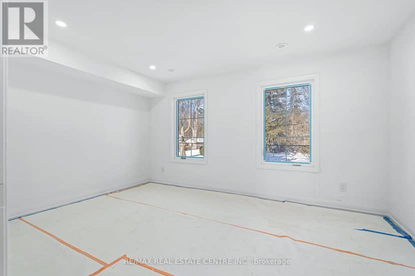 19 James Street — photo 23 of 40