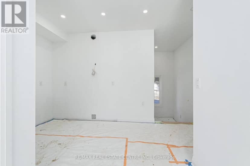 19 James Street — photo 8 of 40