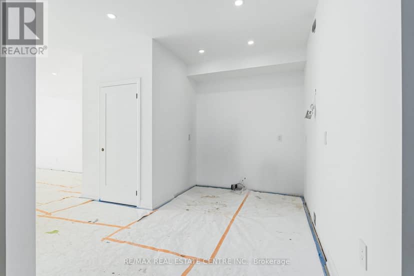 19 James Street — photo 9 of 40
