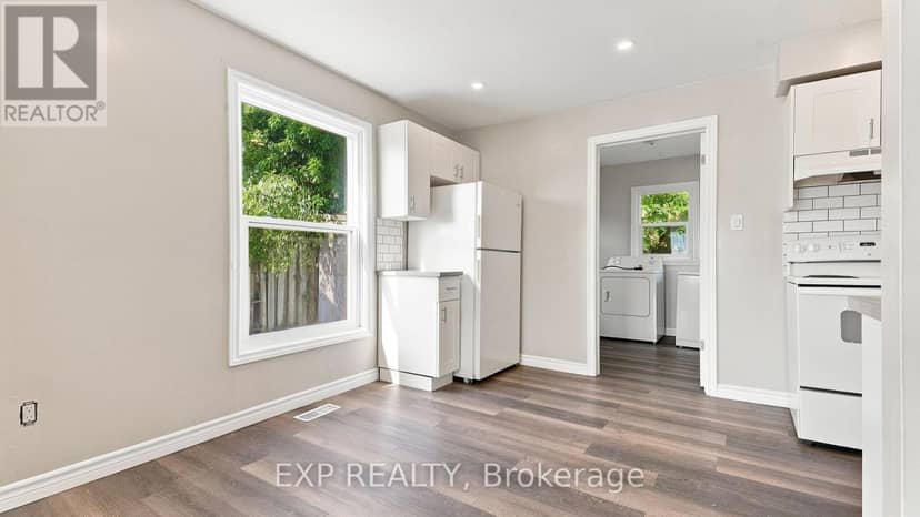225 Grantham Avenue — photo 11 of 34