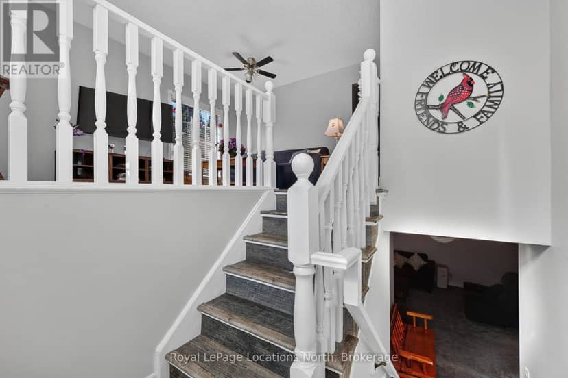 66 Royal Beech Drive — photo 5 of 39