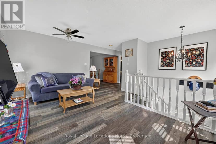 66 Royal Beech Drive — photo 9 of 39