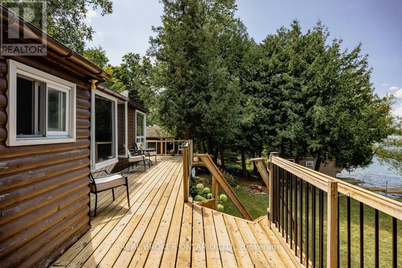 70 Ivy Lane — photo 3 of 24