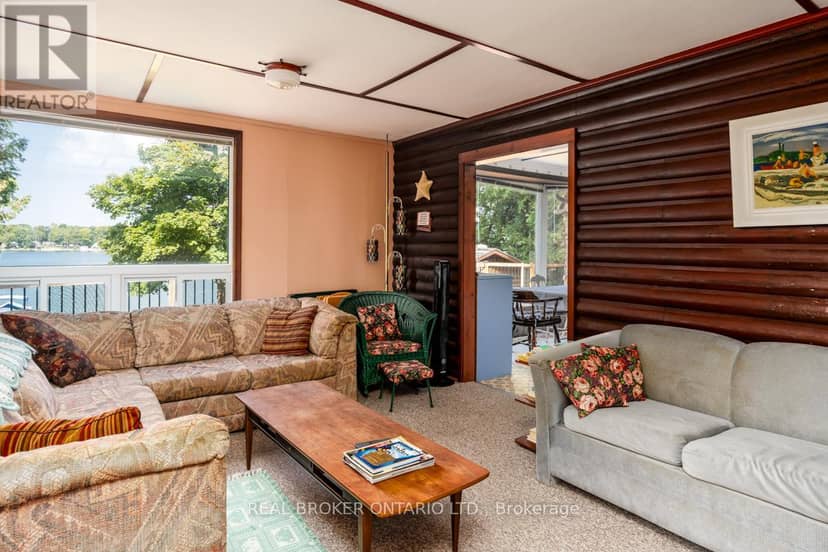 70 Ivy Lane — photo 4 of 24