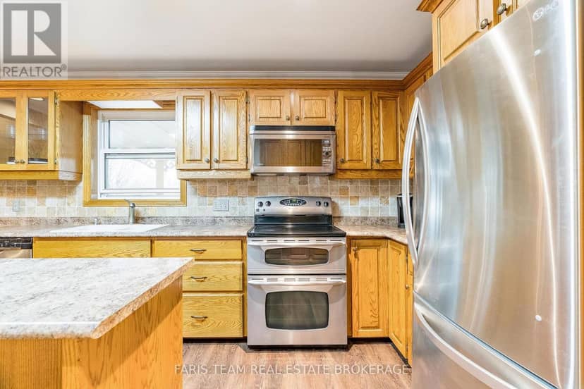 301 Concession 4 Road E — photo 12 of 40
