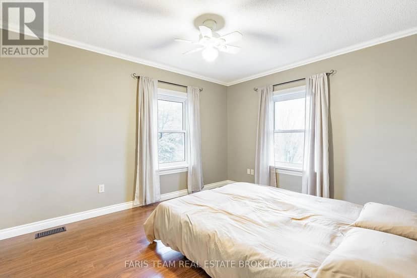 301 Concession 4 Road E — photo 23 of 40