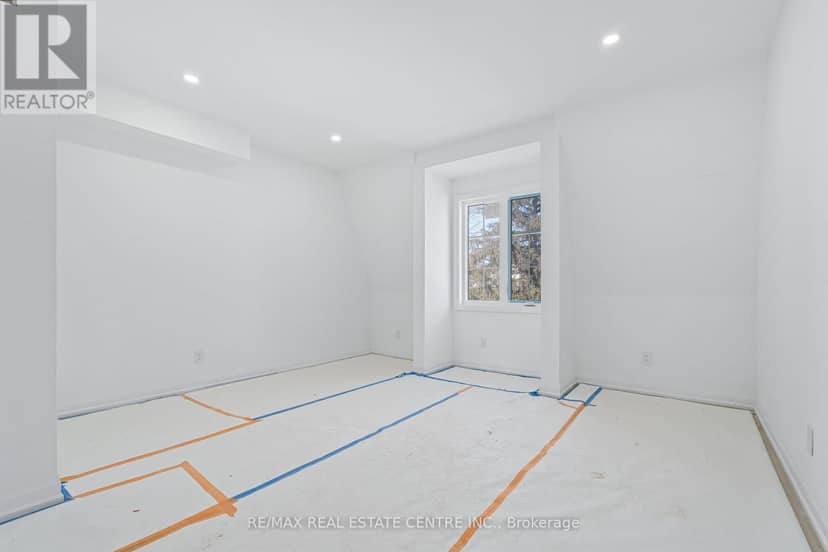 19 James Street — photo 32 of 40