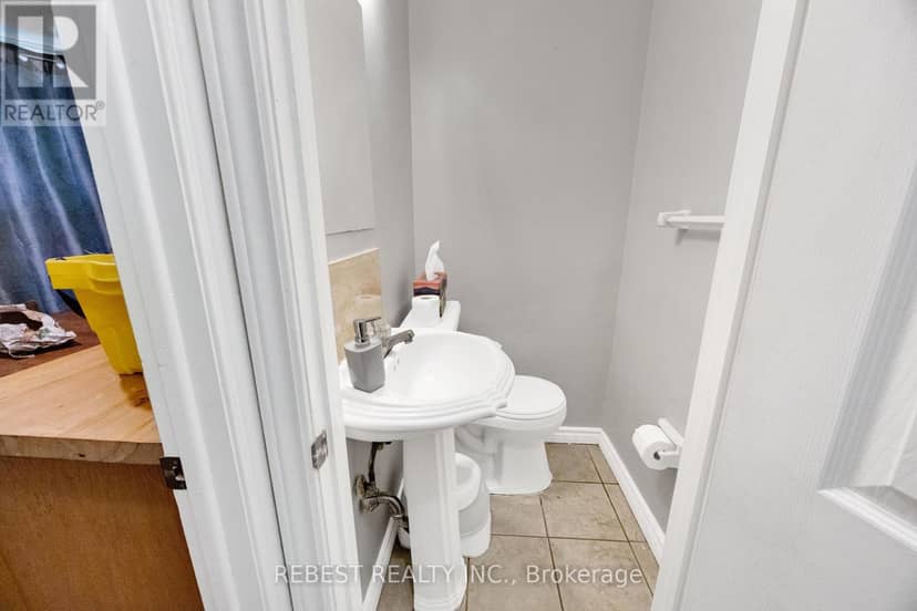 1 - 73 Arbour Glen Crescent — photo 15 of 32