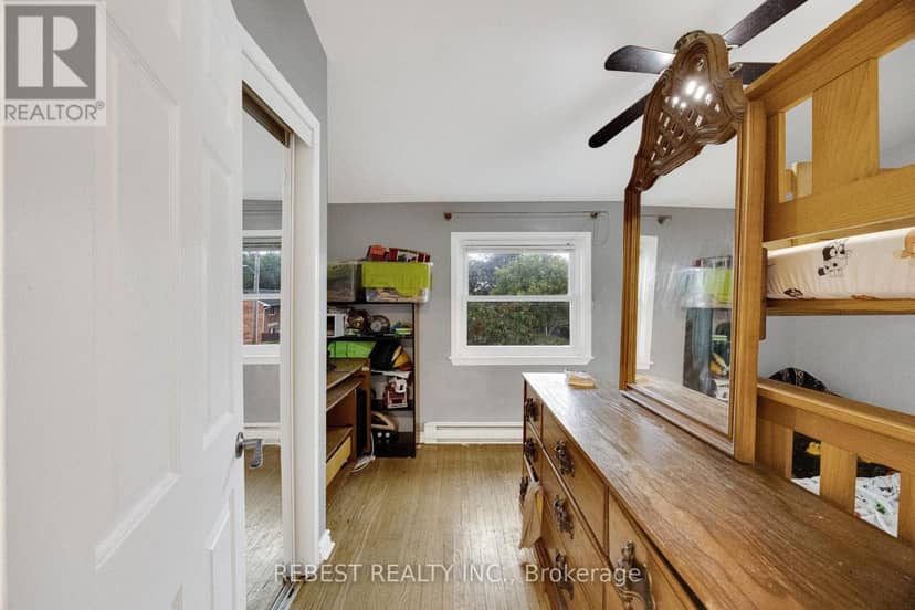 1 - 73 Arbour Glen Crescent — photo 18 of 32