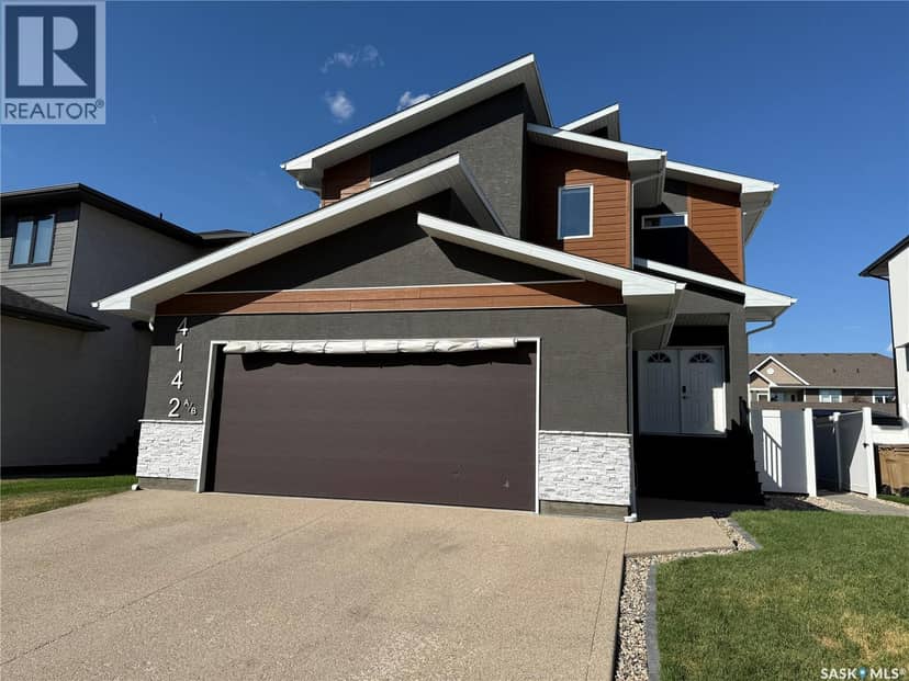 4142 A/B Green Olive WAY E, Regina