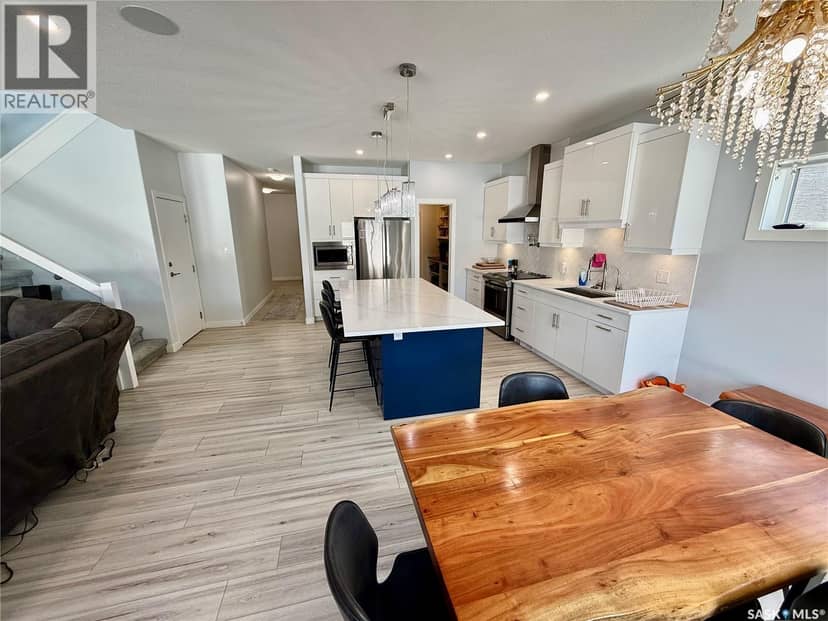 4142 A/B Green Olive WAY E, Regina, photo 6