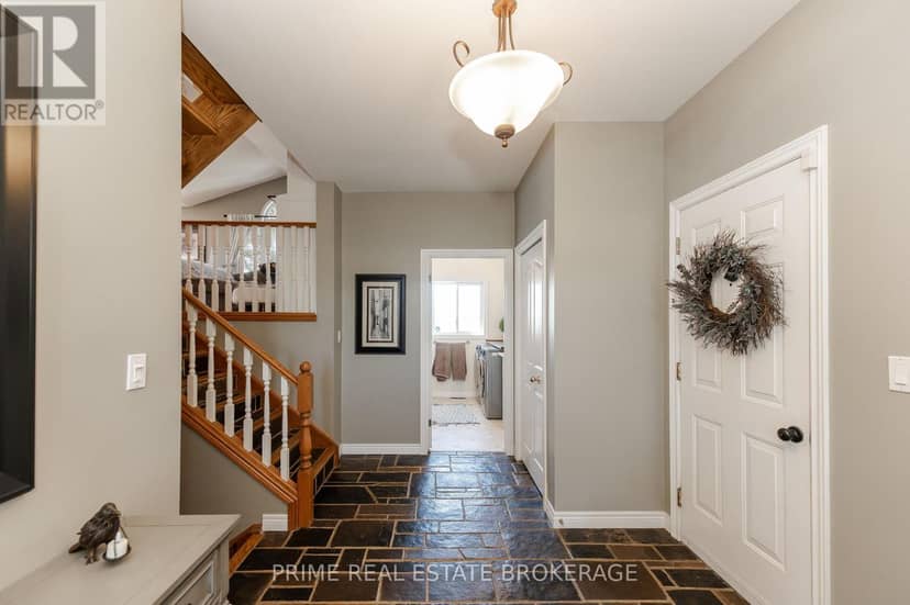 14273 Graham Road, West Elgin, photo 6