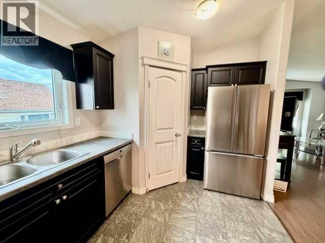 5019 49 Street, Hardisty, photo 8