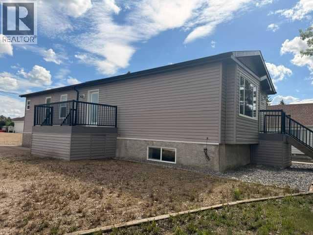 5019 49 Street, Hardisty, photo 3