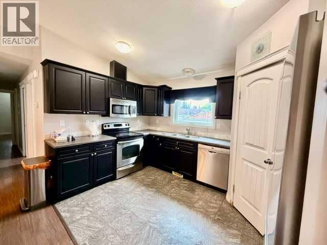 5019 49 Street, Hardisty, photo 7