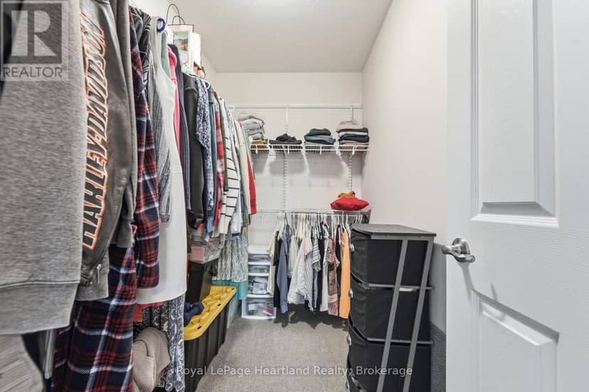 251 Lake Breeze Drive — photo 21 of 35