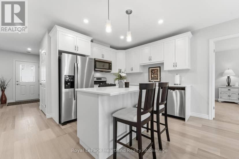 251 Lake Breeze Drive — photo 6 of 35
