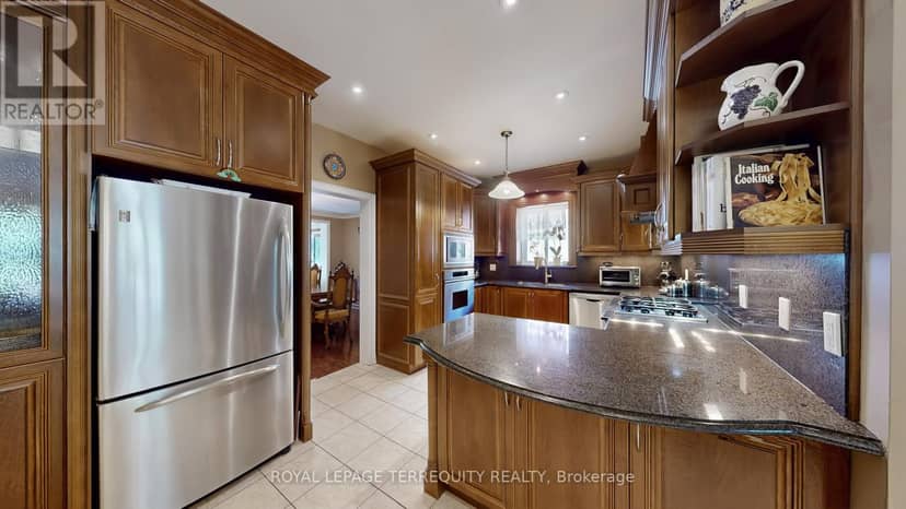 134 Hadrian Drive — photo 10 of 40