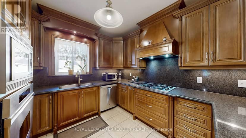 134 Hadrian Drive — photo 11 of 40