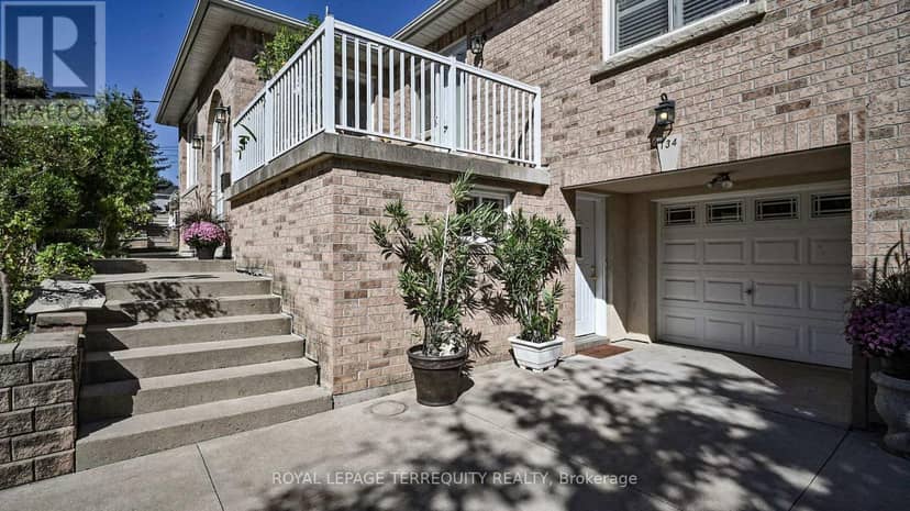 134 Hadrian Drive, Toronto, photo 6