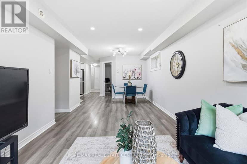 9-01 - 2420 Baronwood Drive — photo 16 of 40